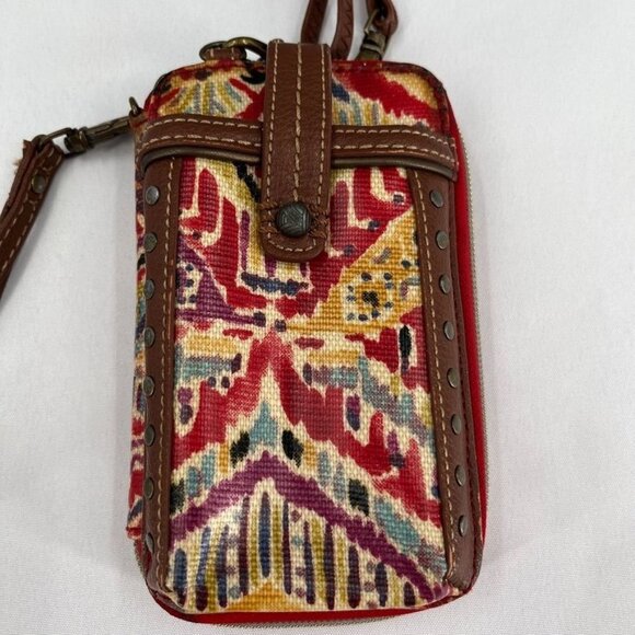 Sakroots Crossbody Phone Wallet  Red Aztec Print Shoulder Strap Brown Trim - Picture 2 of 12
